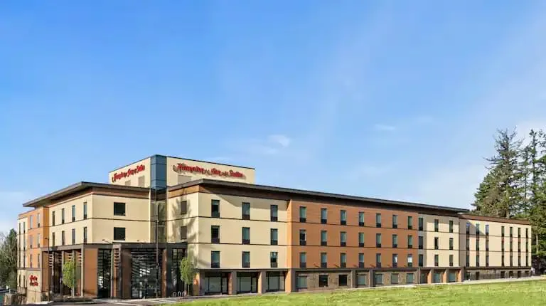 Hampton Inn & Suites by Hilton