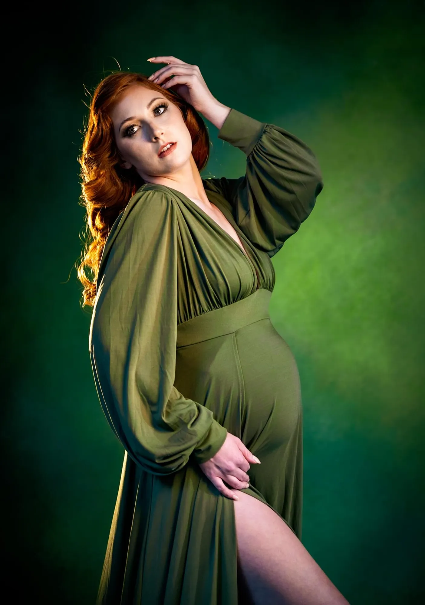 Maternity portrait in green gown